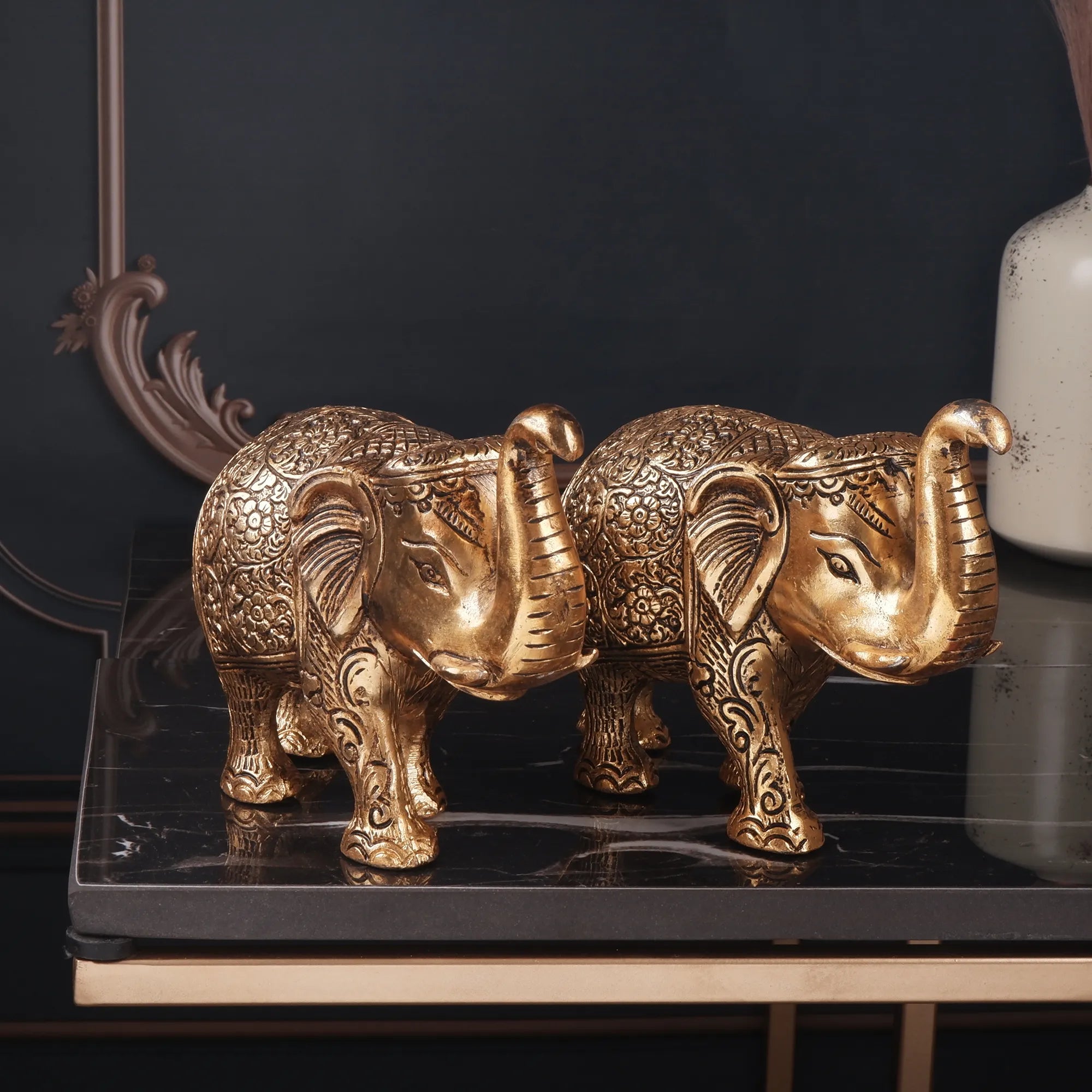 Golden Set Elephant (3.9 Inch)